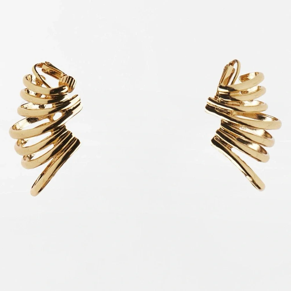 Zara Multi-Hoop Ear Cuff - Picture 2 of 3